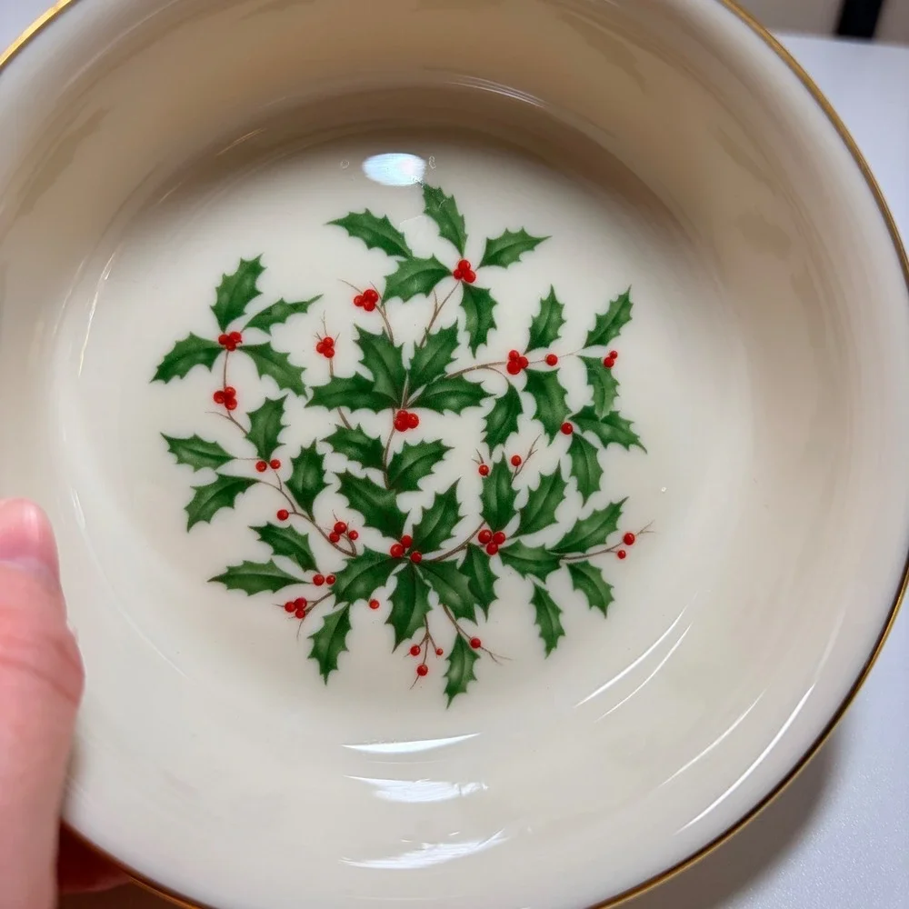 Lenox Holiday Dimension Collection Small Bowl Holly Berries Gold Trim USA Made‎